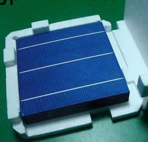 太陽電池のソーラーパネル、太陽電池製造工場、工場出荷時の電池ソーラー156X156余剰在庫ポリ太陽電池の価格を購入する問屋・仕入れ・卸・卸売り