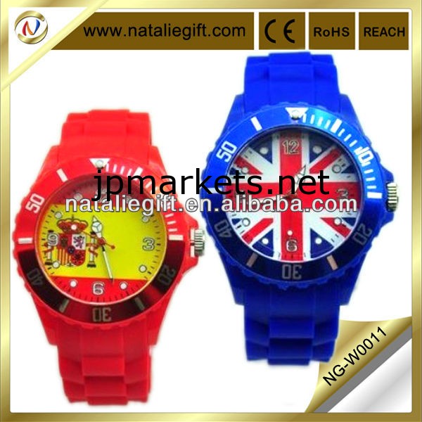 2013新製品人気のシリコンリストバンドは、無料サンプルを用いて中国で作られた男の腕時計、腕時計レディース、ワールドカップの女性の腕時計問屋・仕入れ・卸・卸売り