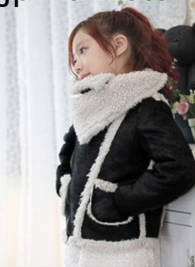 女の子の子供の冬のジャケットは,新しいファッションの子羊のウールの大きな襟の冬のジャケット問屋・仕入れ・卸・卸売り