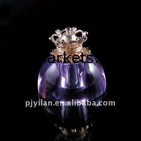 素敵なロゴの金色のキャップクリスタルガラス紫色の香水瓶の手吹きガラスの香水瓶問屋・仕入れ・卸・卸売り