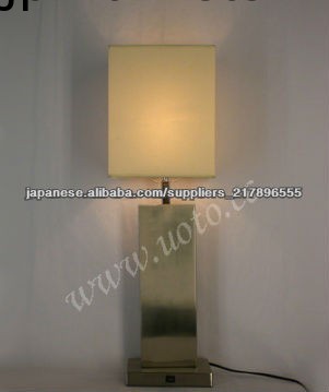 素朴で,上品なテーブルランプ,デスクランプ,卓上照明問屋・仕入れ・卸・卸売り