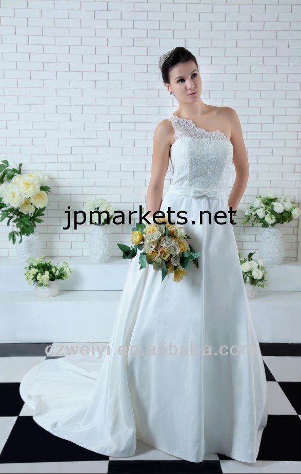 Wy13132013新しいもの- 肩のレースの花嫁のサテンhigth品質スペイン結婚式用のガウン問屋・仕入れ・卸・卸売り