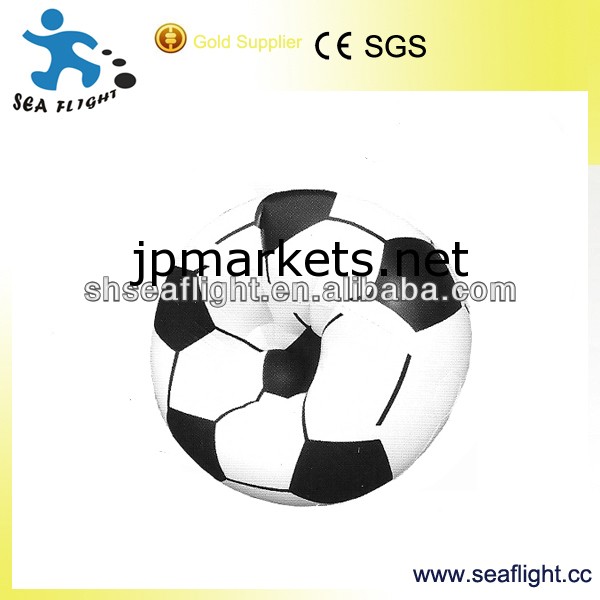 高品質の工場2013インフレータブルサッカーソファチェア問屋・仕入れ・卸・卸売り