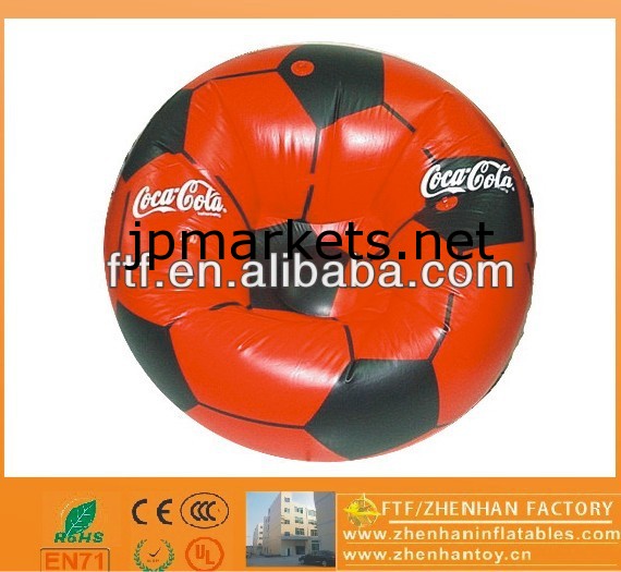 赤のサッカーの外観pvcインフレータブルシングルシートソファ問屋・仕入れ・卸・卸売り
