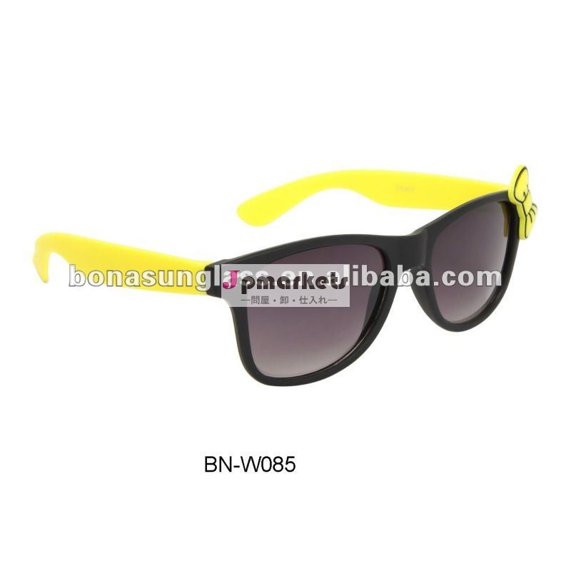黄色いWayfarerのサングラス、新しいモデル!問屋・仕入れ・卸・卸売り