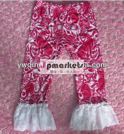 新しいファッションの女の赤ちゃんのレースが付いている花柄パンツはフリルpettiパンツ赤ちゃんの女の子のための問屋・仕入れ・卸・卸売り