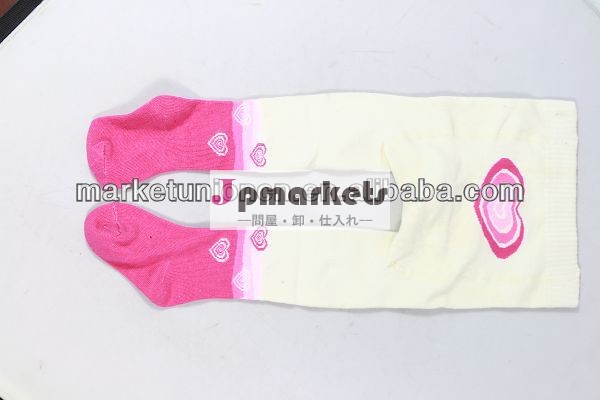女の赤ちゃんの綿のタイツ2014年ソフトピンクハートと印刷問屋・仕入れ・卸・卸売り