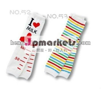 赤ん坊、子供のためのチャーミングな設計のための卸し売り多色刷りの柔らかい綿の足のウォーマー問屋・仕入れ・卸・卸売り