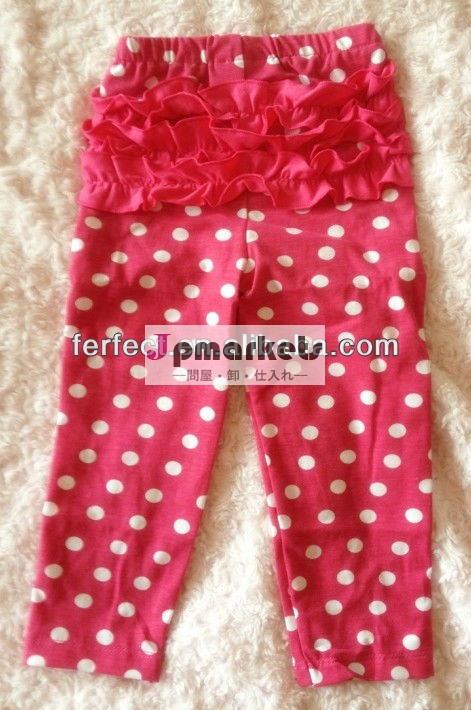 新しい設計熱いピンクの水玉柄の綿フリル付きパンツ赤ちゃんのための問屋・仕入れ・卸・卸売り