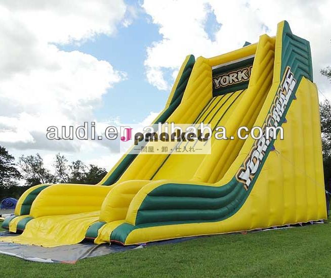 巨大なインフレータブルウォータースライドaudiinflatables、 大規模な黄色については、 成人と子供インフレータブルスライド問屋・仕入れ・卸・卸売り