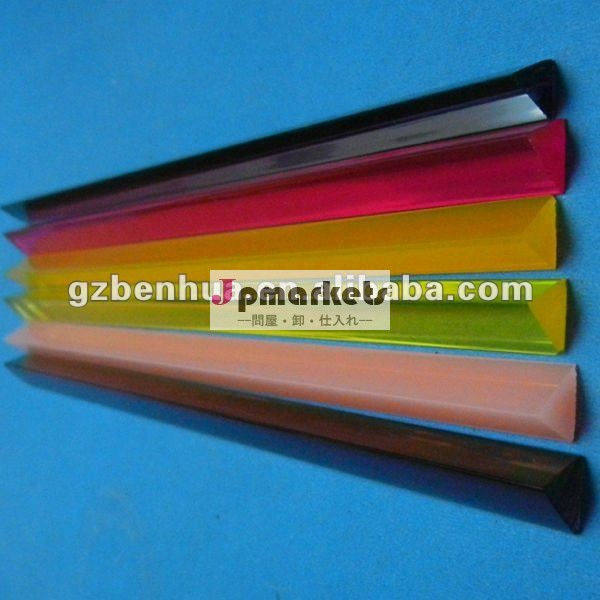 照明のための色の三角形のpmmaの棒の/plexiglassの棒かcoloracrylic管問屋・仕入れ・卸・卸売り