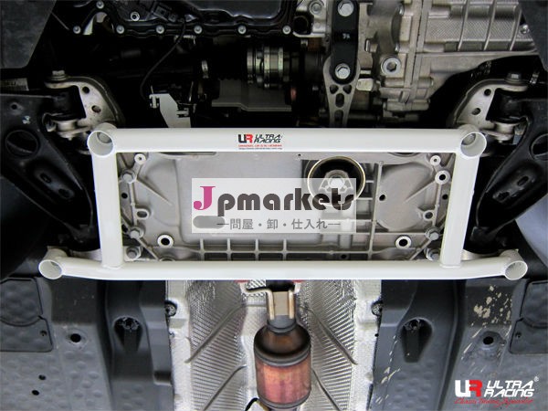超フォルクスワーゲンのゴルフGTI MK5 R32のための前部低い腕棒支柱4ポイントの競争させる問屋・仕入れ・卸・卸売り