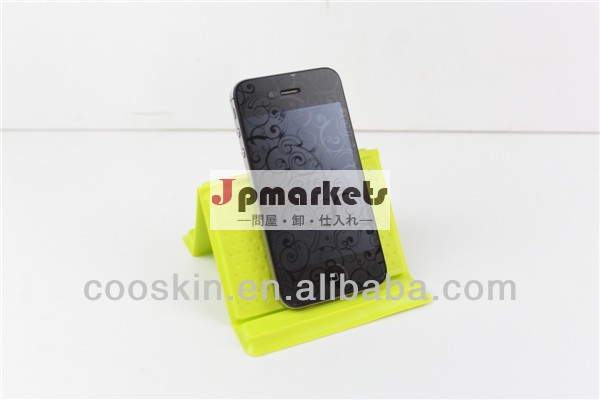 2014年熱い販売の携帯電話の車のユニバーサルホルダーiphone用5/5s問屋・仕入れ・卸・卸売り