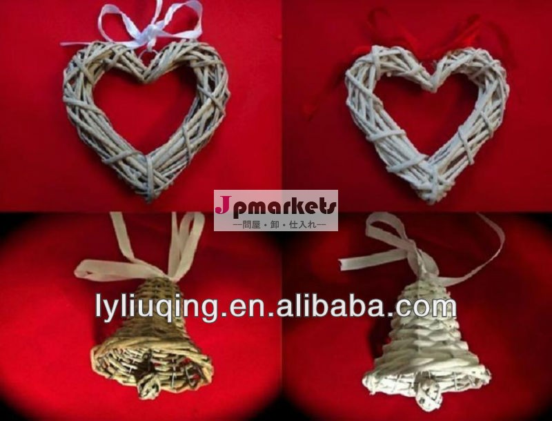 卸売籐のハートをぶら下げ小さな可愛らしい/ベル形のクリスマスの飾り付きribben/結婚式( 工場供給) 手工芸品問屋・仕入れ・卸・卸売り