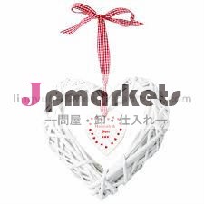 白い籐のハートをぶら下げ問屋・仕入れ・卸・卸売り