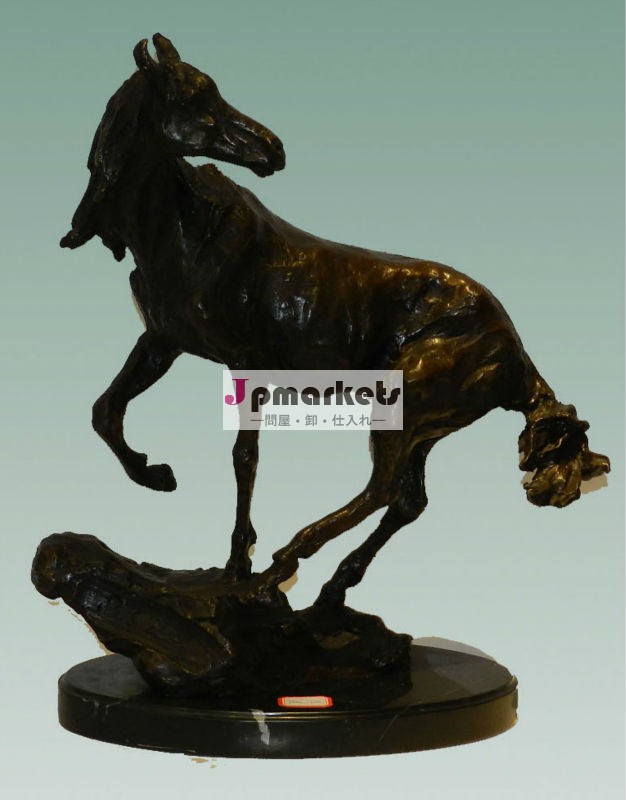 青銅の馬の彫刻tpy-010販売のための真鍮の像青銅の馬の彫像卸売問屋・仕入れ・卸・卸売り