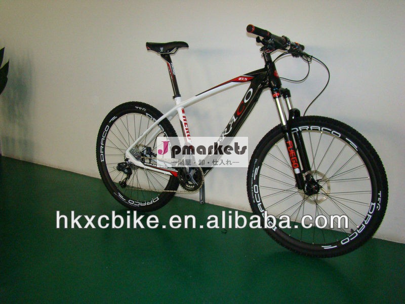26 "タイヤ8kgの2013年カーボン山の自転車、8kgのShimano Deore XTギヤ、色フレームカーボン材料の自転車のFD/RDXT-M670の、問屋・仕入れ・卸・卸売り