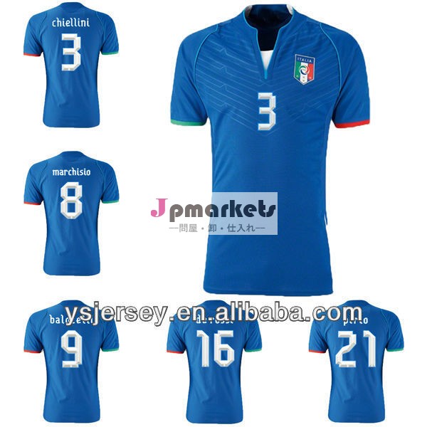 camisasドfutolイタリアホームサッカージャージタイ品質balotelliピルロchiellinimarchisioイタリアホームサッカーjersデロッシ問屋・仕入れ・卸・卸売り