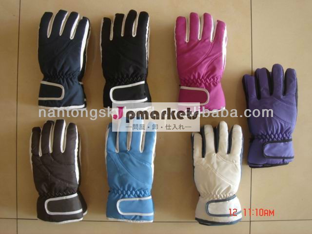 新しいデザインのファッション2013スキー手袋カスタム問屋・仕入れ・卸・卸売り