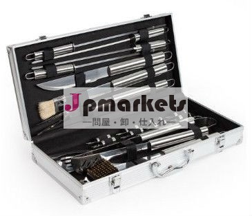 18部分のステンレス鋼の調理器具が立っているバーベキューアクセサリー付き刃物、 銀のケース問屋・仕入れ・卸・卸売り