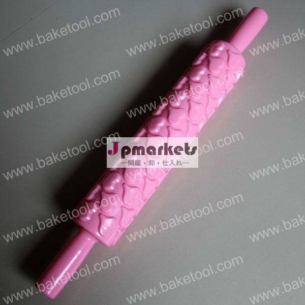 プラスチック製のピンクの心のパターンは、 ピンをローリング、 プラスチックフォンダンローリングピン問屋・仕入れ・卸・卸売り