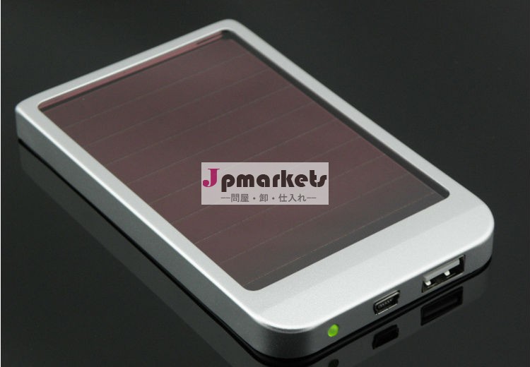 ポータブルソーラー充電器日本ランドセルp-26002600mahのすべてを使用の携帯電話の種類問屋・仕入れ・卸・卸売り