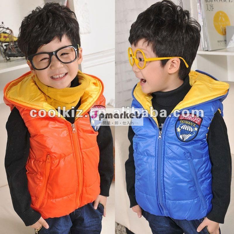 2012枚の韓国様式の新しい到着の子供の冬のベスト、子供は、子供の着ること着る問屋・仕入れ・卸・卸売り