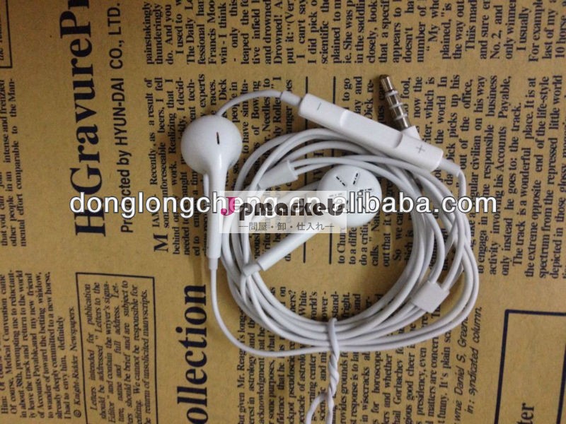 新しいスタイルのイヤホン2014年5iphone用イヤホンマイク付とボリュームコントロール問屋・仕入れ・卸・卸売り