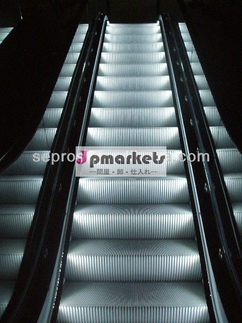 led付きのショッピングモールでエスカレーター問屋・仕入れ・卸・卸売り