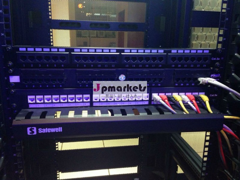 筐体は、 サーバラックデータセンター、 ドアロック、 ケーブルマネジメント問屋・仕入れ・卸・卸売り