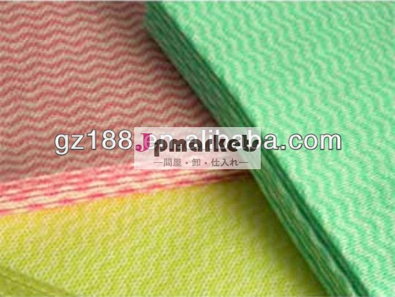 ぬれたティッシュのための十字のラップのspunlaceのnonwovenの生地70%viscoseおよび30%polyester 45のgsm問屋・仕入れ・卸・卸売り