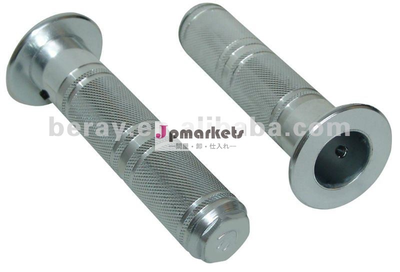 銀製のオートバイの古い方法ハンドルgrips/CNCのアルミニウムグリップか予備品を競争させること問屋・仕入れ・卸・卸売り
