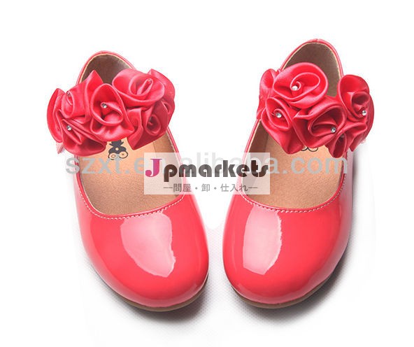 素敵な花の子供の女の子フラットシューズベルクロ靴の特許pu中国で子供の靴問屋・仕入れ・卸・卸売り