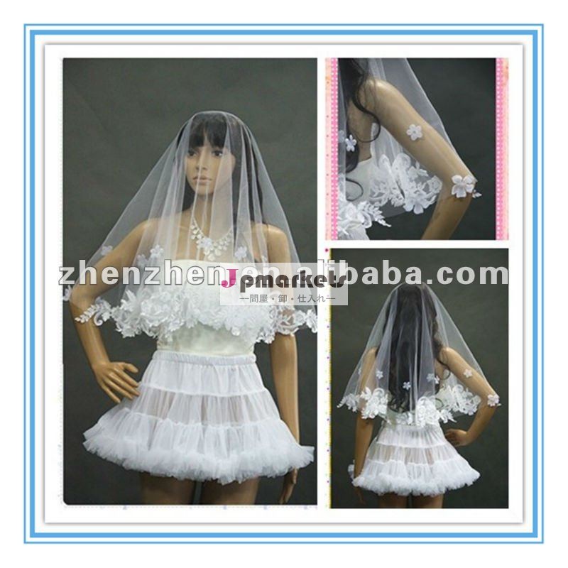 最も新しい様式V-029 Zhenzhenは安く結婚式の花嫁のベールにアップリケをつけた問屋・仕入れ・卸・卸売り