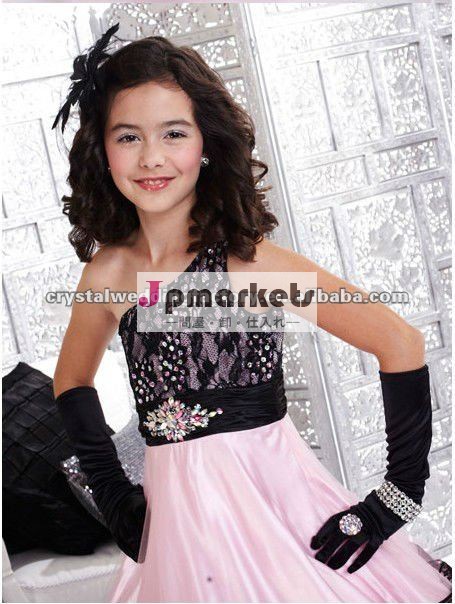 1つの肩の黒いレースの顧客用夜会服のスカートのピンクの女の子のページェントはCWFaf4801に服を着せる問屋・仕入れ・卸・卸売り
