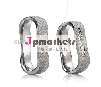 ファッション金メッキ卸売ステンレス鋼の宝石ダイヤモンドの結婚指輪問屋・仕入れ・卸・卸売り