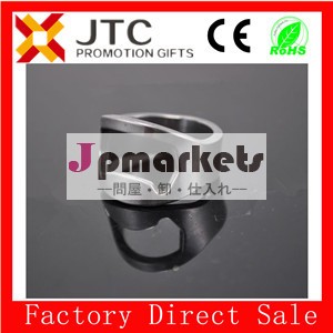 ＪＴＣ無moq、 サンプル無料、 支払5％バルク安いオフカスタムロゴの金属の指のリング・bsciaduitボトルオープナー問屋・仕入れ・卸・卸売り