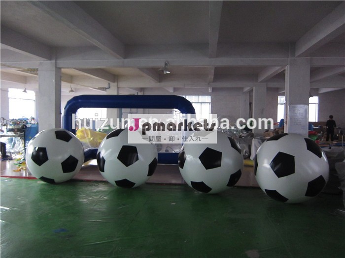 石鹸サッカーフィールド、 インフレータブルサッカープールhz0029形状問屋・仕入れ・卸・卸売り