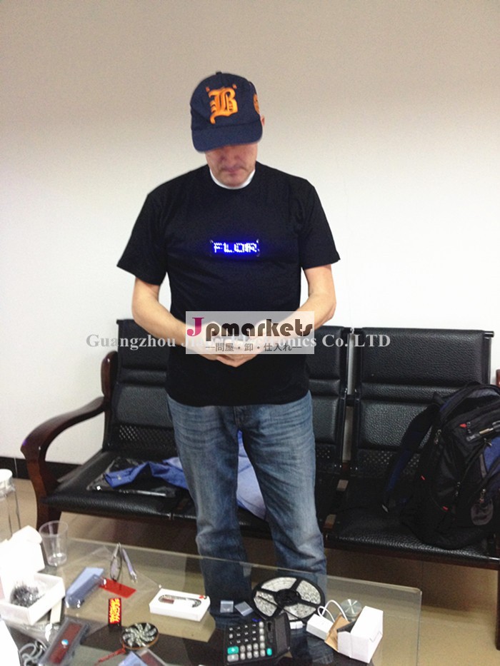 スクロールデジタル充電式率いるスクロールテキストバッジメッセージtシャツが主導中国製問屋・仕入れ・卸・卸売り
