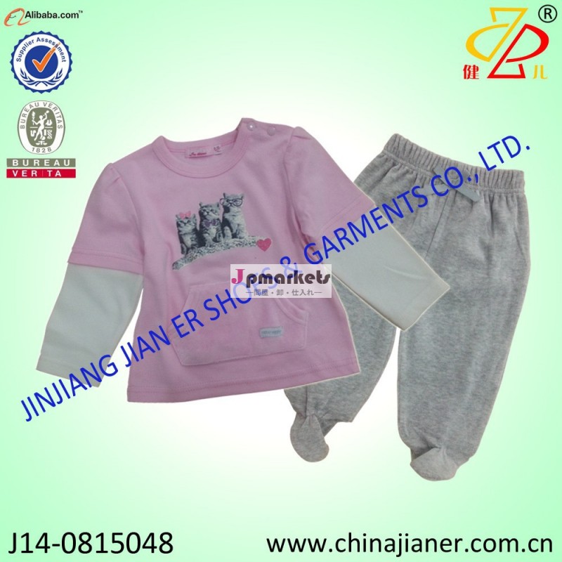 赤ちゃんの衣服の女の子のための新しいスタイルの冬の綿100％良い価格赤ちゃんの服のセット問屋・仕入れ・卸・卸売り