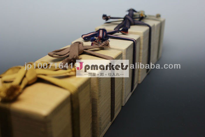 日本品質のハンドメイドの木製jublilee用ギフトボックス、 結婚記念日、 誕生日、 クリスマス、 母の日問屋・仕入れ・卸・卸売り