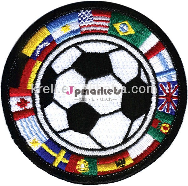 サッカー- ボール- と- フラグ- 刺繍- パッチ問屋・仕入れ・卸・卸売り