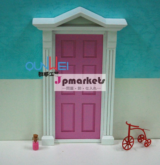 スケールの人形の家のミニチュア1:12妖精ドア木製外装のドアを塗装のハードウェアを使用して問屋・仕入れ・卸・卸売り