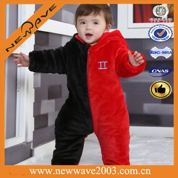 ファッション熱い販売2015熱い販売の赤ん坊onesieフランネル足の冬のロンパー-ベビーロンパース問屋・仕入れ・卸・卸売り