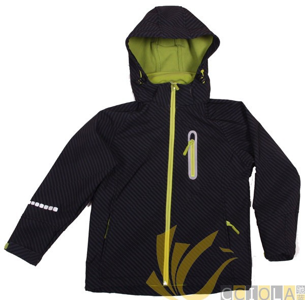 河南cciola少年の高品質のソフトシェルジャケット付き秋のためのレーザー部品-プラスサイズジャケット問屋・仕入れ・卸・卸売り