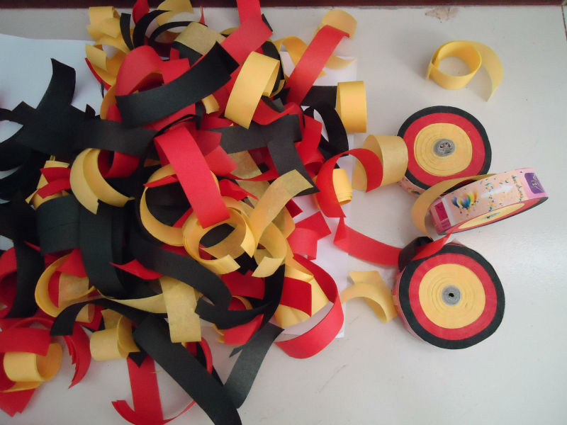 frisbee confetti-紙工芸品、ペーパークラフト問屋・仕入れ・卸・卸売り