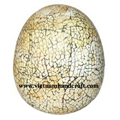 伝統的に環境にやさしい手塗りベトナム漆塗りの木製装飾的なイースターエッグ象眼卵の殻を持つ-木工芸品、ウッドクラフト問屋・仕入れ・卸・卸売り
