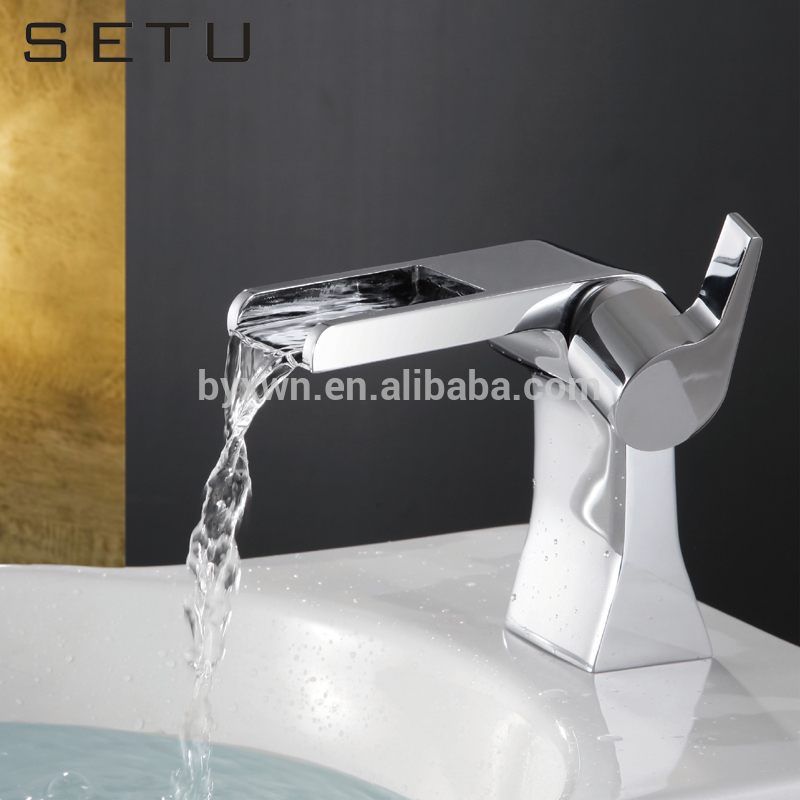 中国卸売シングルハンドルは単穴の固体真鍮クロムの滝の浴室の蛇口-衛生水栓問屋・仕入れ・卸・卸売り