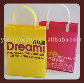 Alibabaのファクトリのデザインppのギフトのプラスチックの袋をぶら下げ/高品質customiedppshopping袋-ショッピングバッグ問屋・仕入れ・卸・卸売り