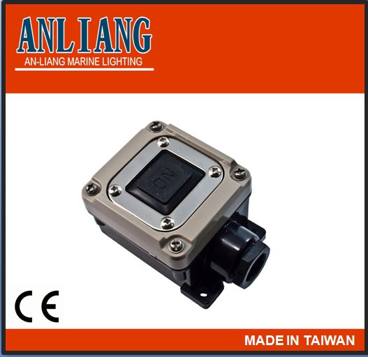 台湾250v/15aon/3p電気プッシュボタンスイッチオフ-押しボタンスイッチ問屋・仕入れ・卸・卸売り